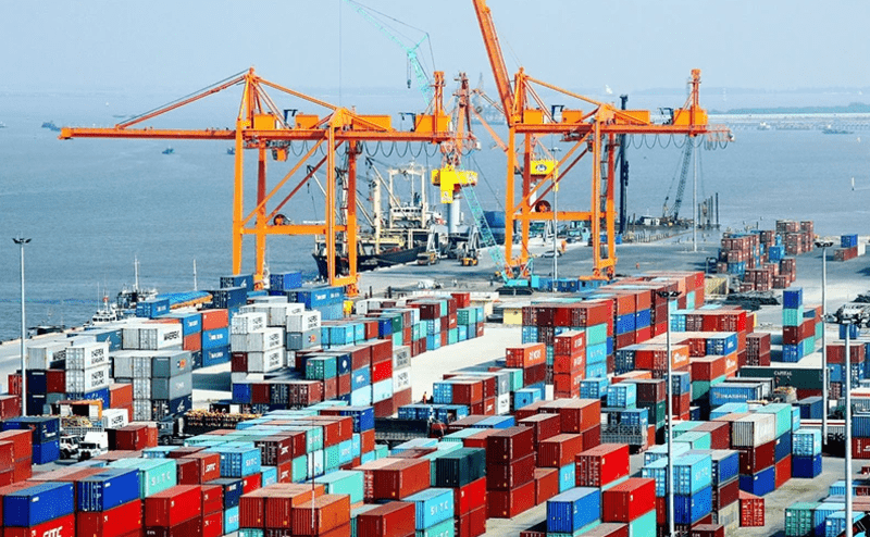 van chuyen duong bien 1 min 58f