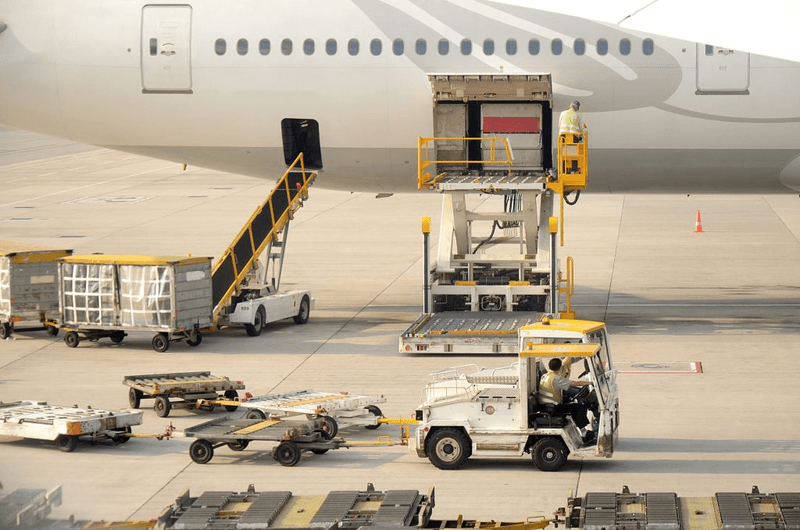 van chuyen hang khong 6 f56